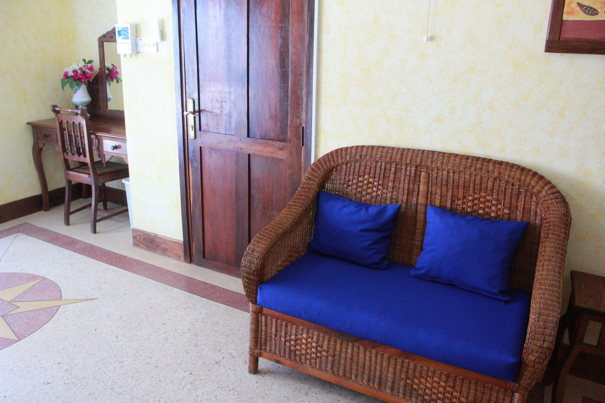 African Sun Sand Sea Beach Resort & Spa Bwejuu Dış mekan fotoğraf