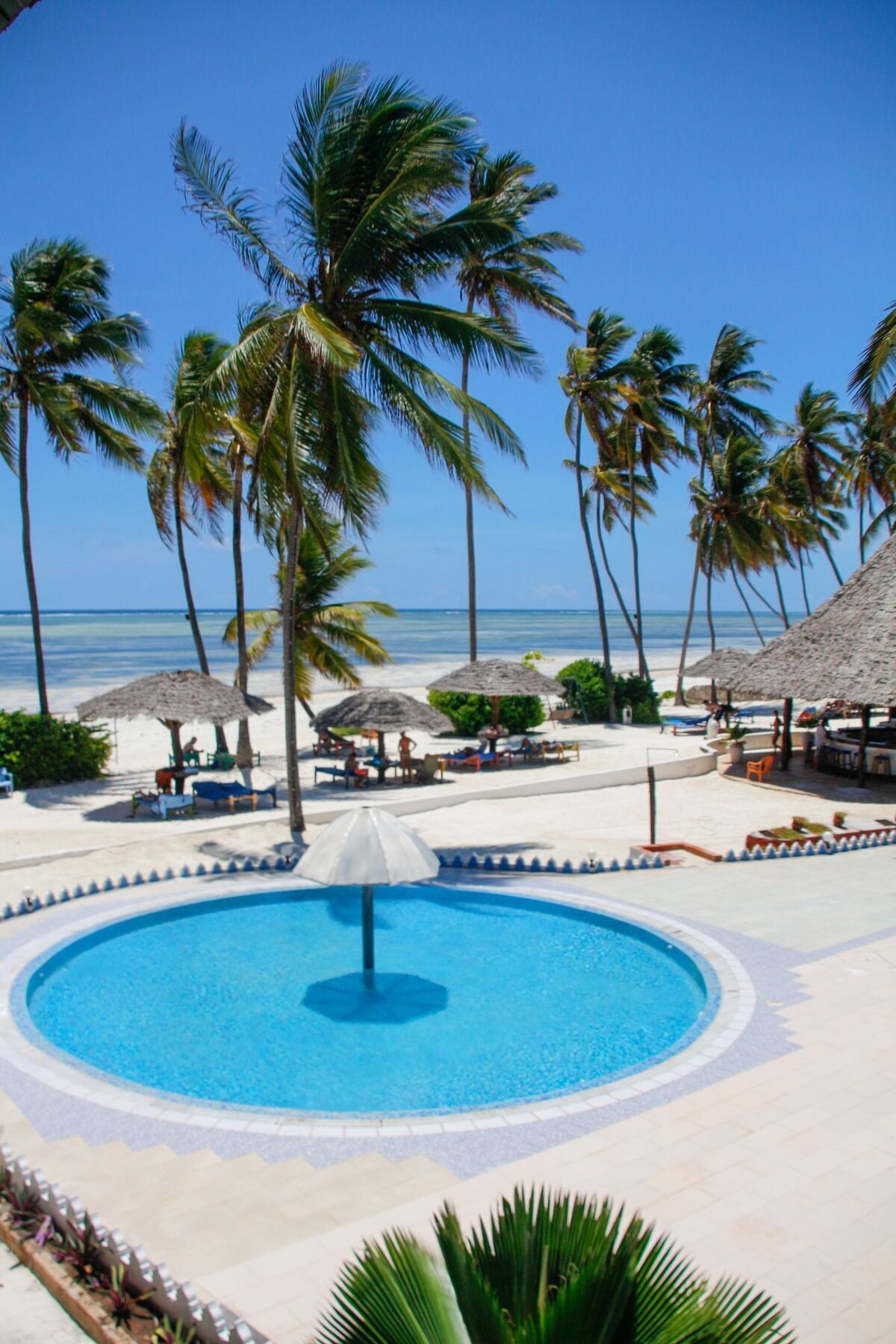 African Sun Sand Sea Beach Resort & Spa Bwejuu Dış mekan fotoğraf