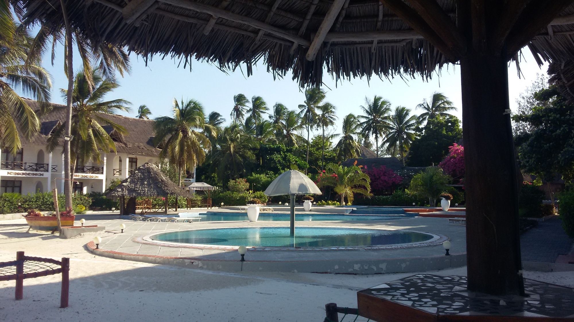 African Sun Sand Sea Beach Resort & Spa Bwejuu Dış mekan fotoğraf